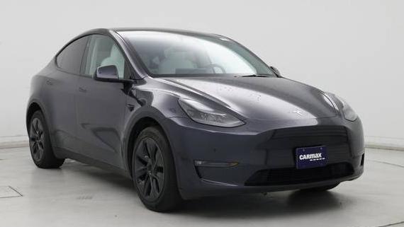 TESLA MODEL Y 2025 7SAYGDEE0SF243129 image